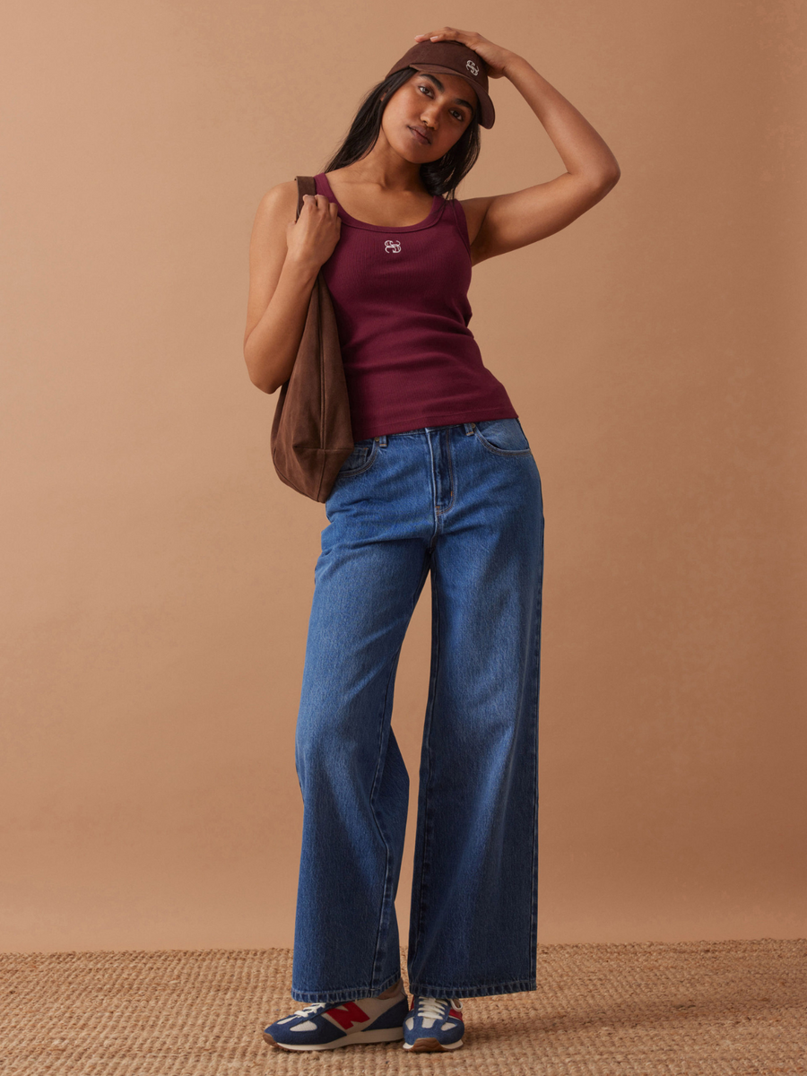 Zoe Contour Rib Scoop Tank