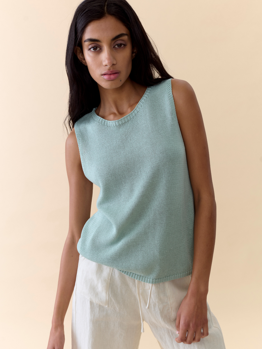 Spring Tank