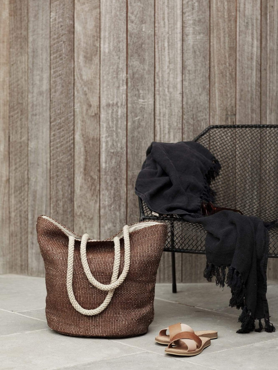 Uttam Tote | Earth