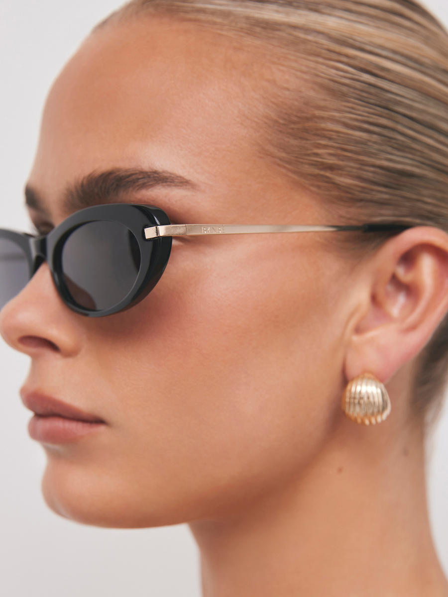 THE RAE | BLACK-BLACK
