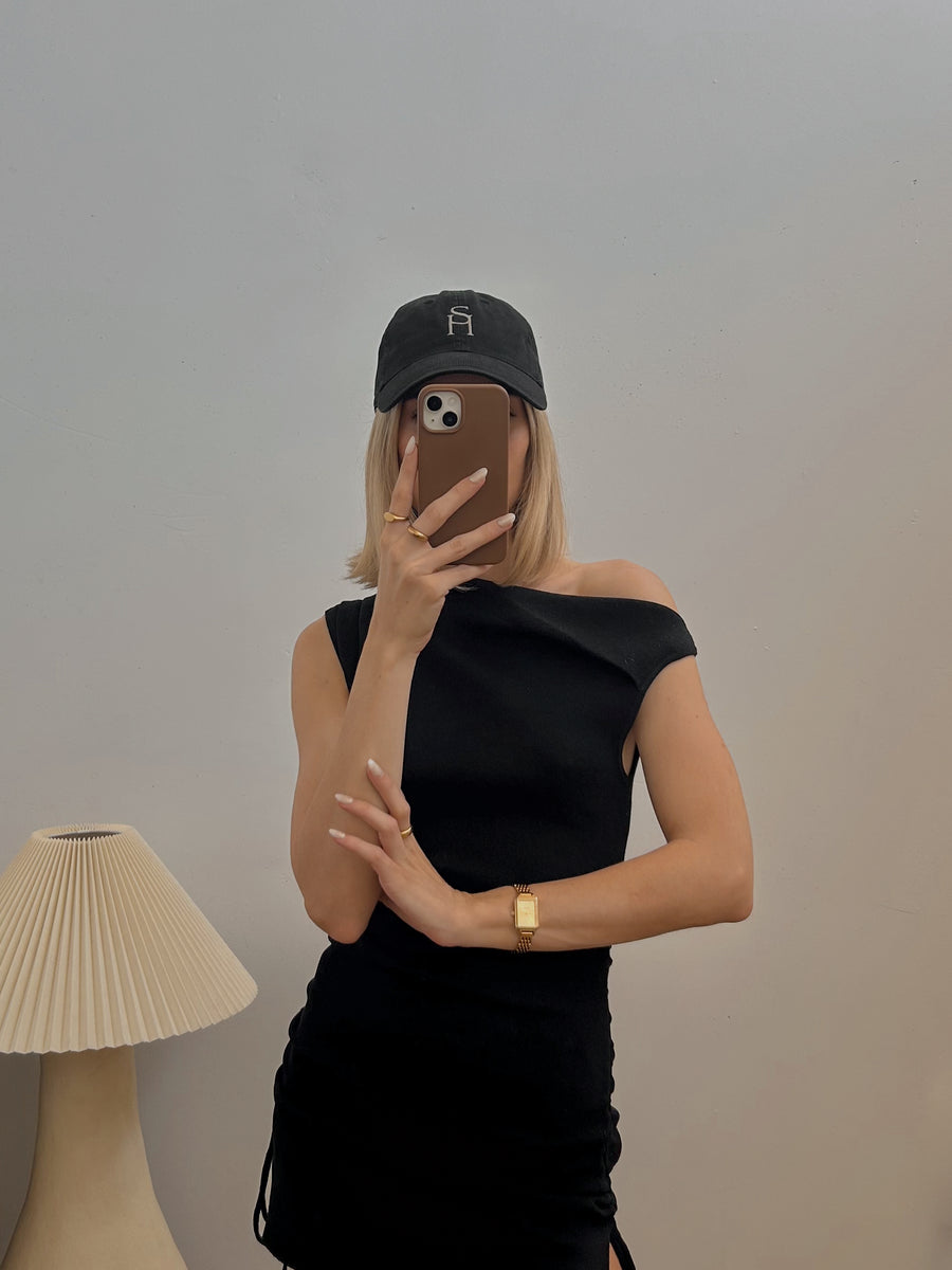 The Saint Harlowe Cap | Black