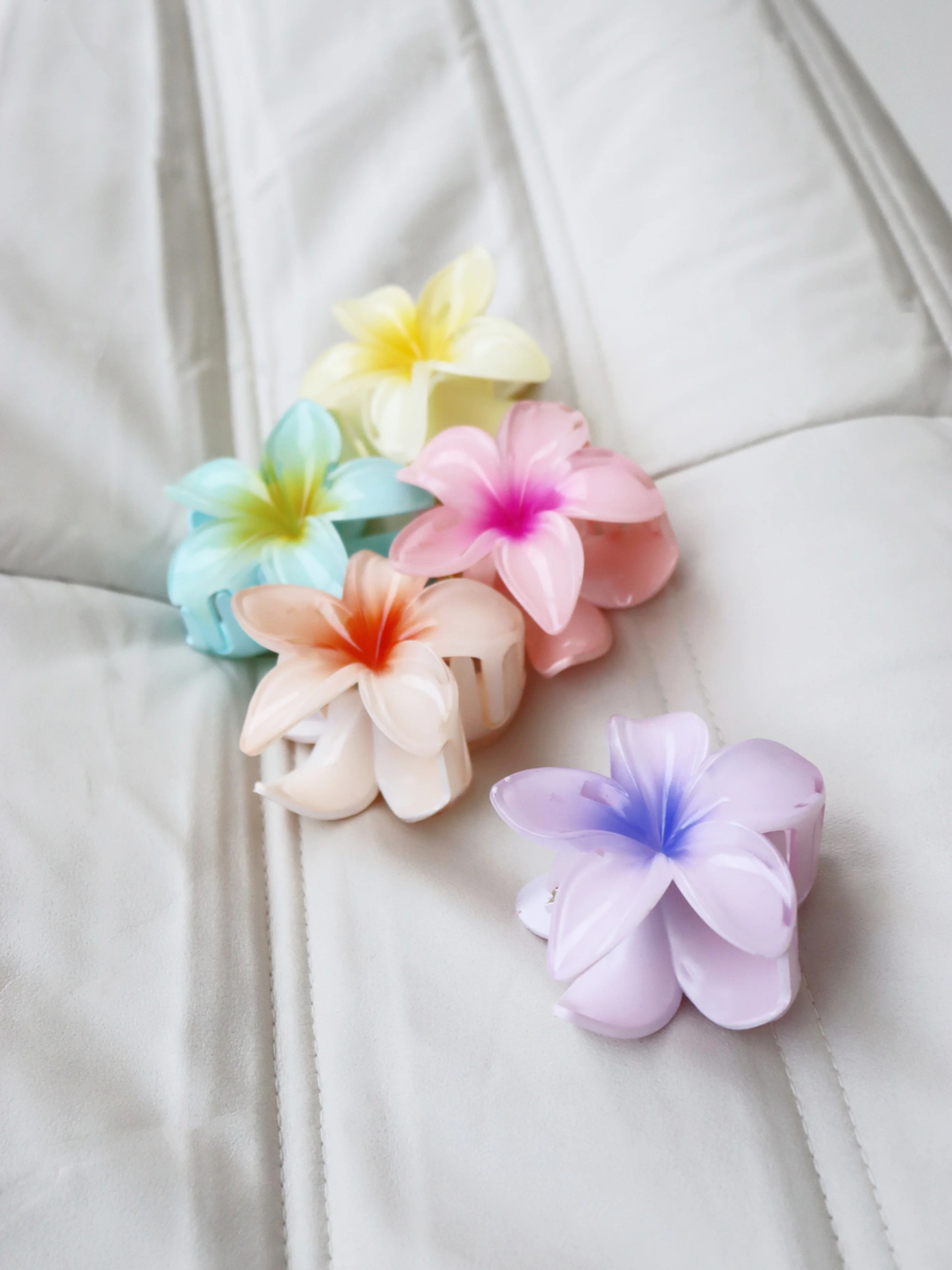 Aloha Flower Claw Clip