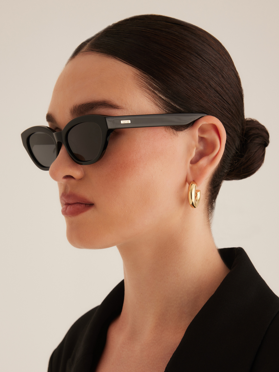 THE WINSLET | BLACK-BLACK