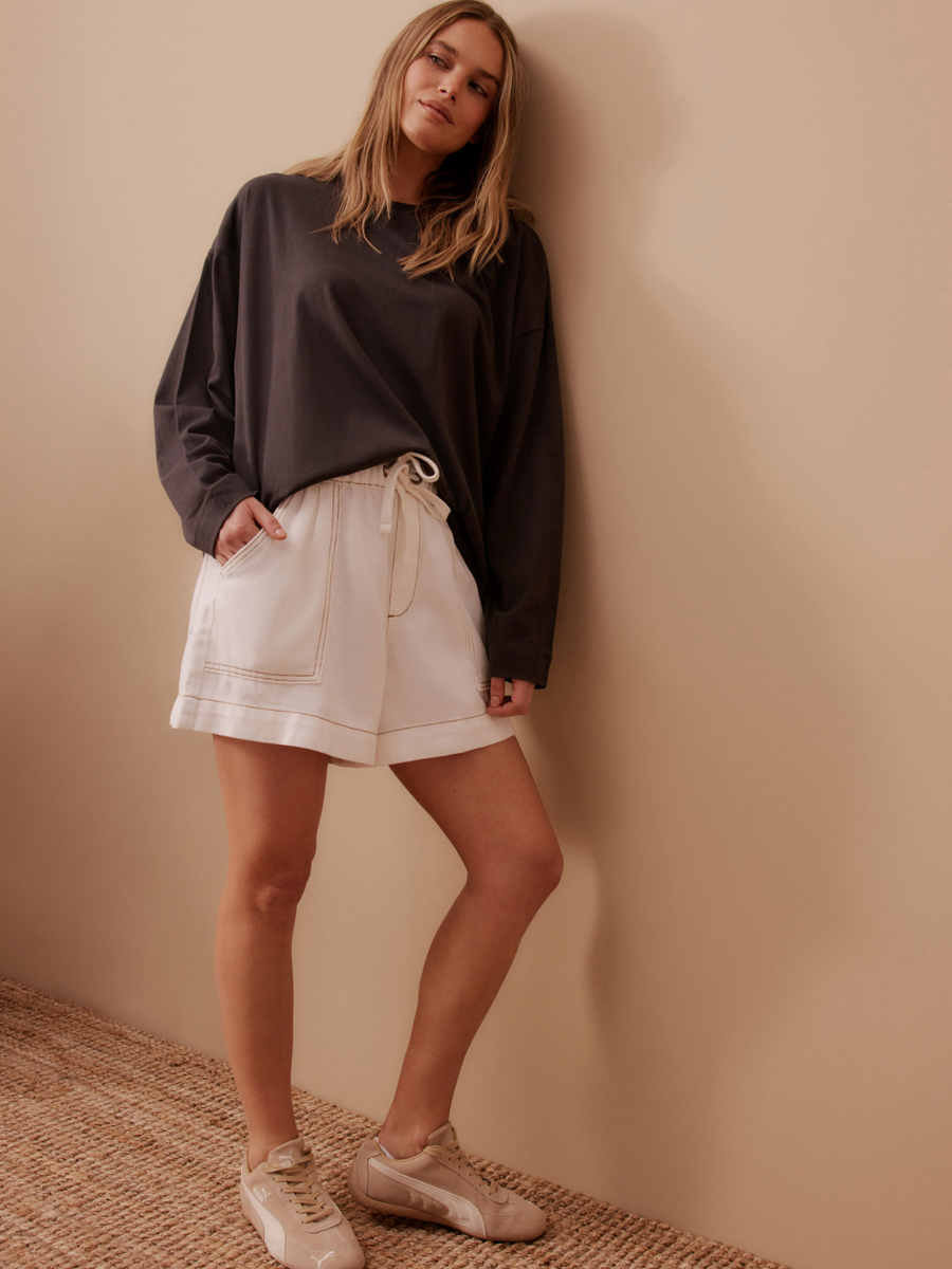 Darcy Relaxed Everyday Short | Ecru