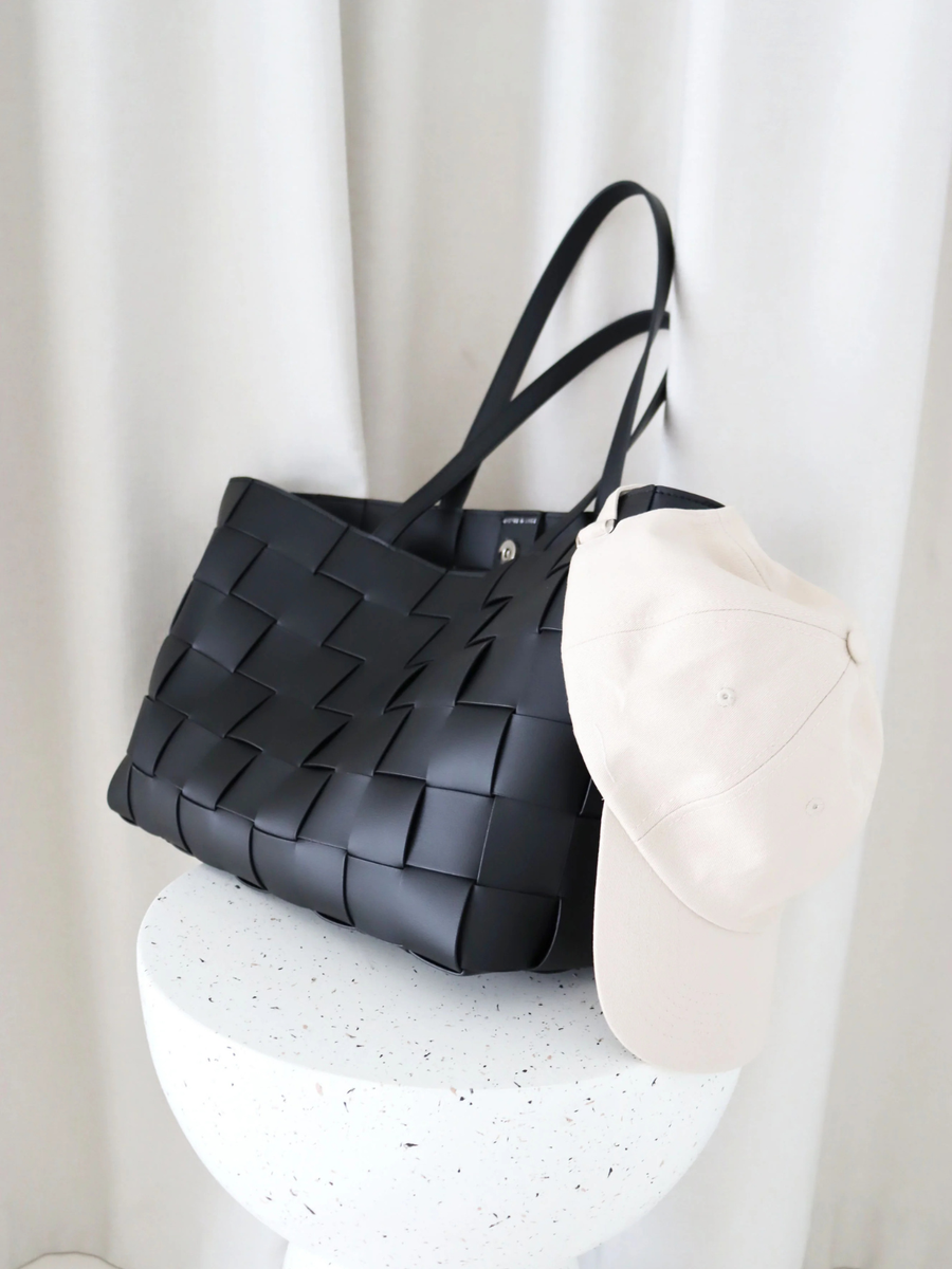 Nelly Woven Tote Bag | Black