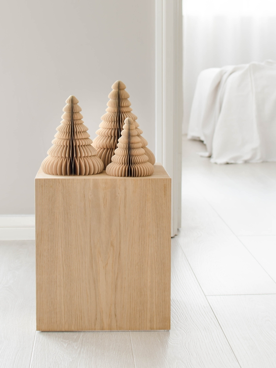 Tree Standing | Flaxseed 20cm