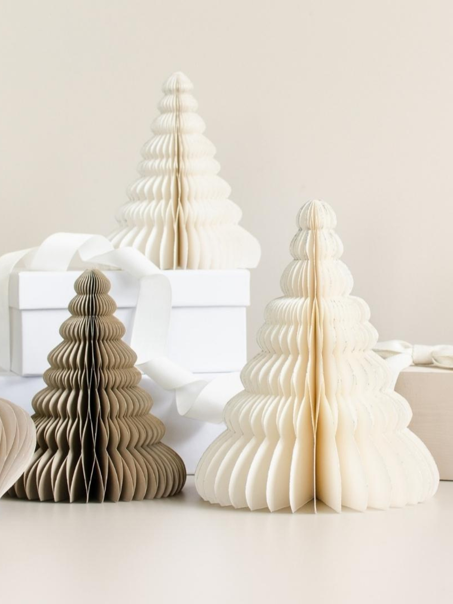 Tree Standing | Off-White 15cm