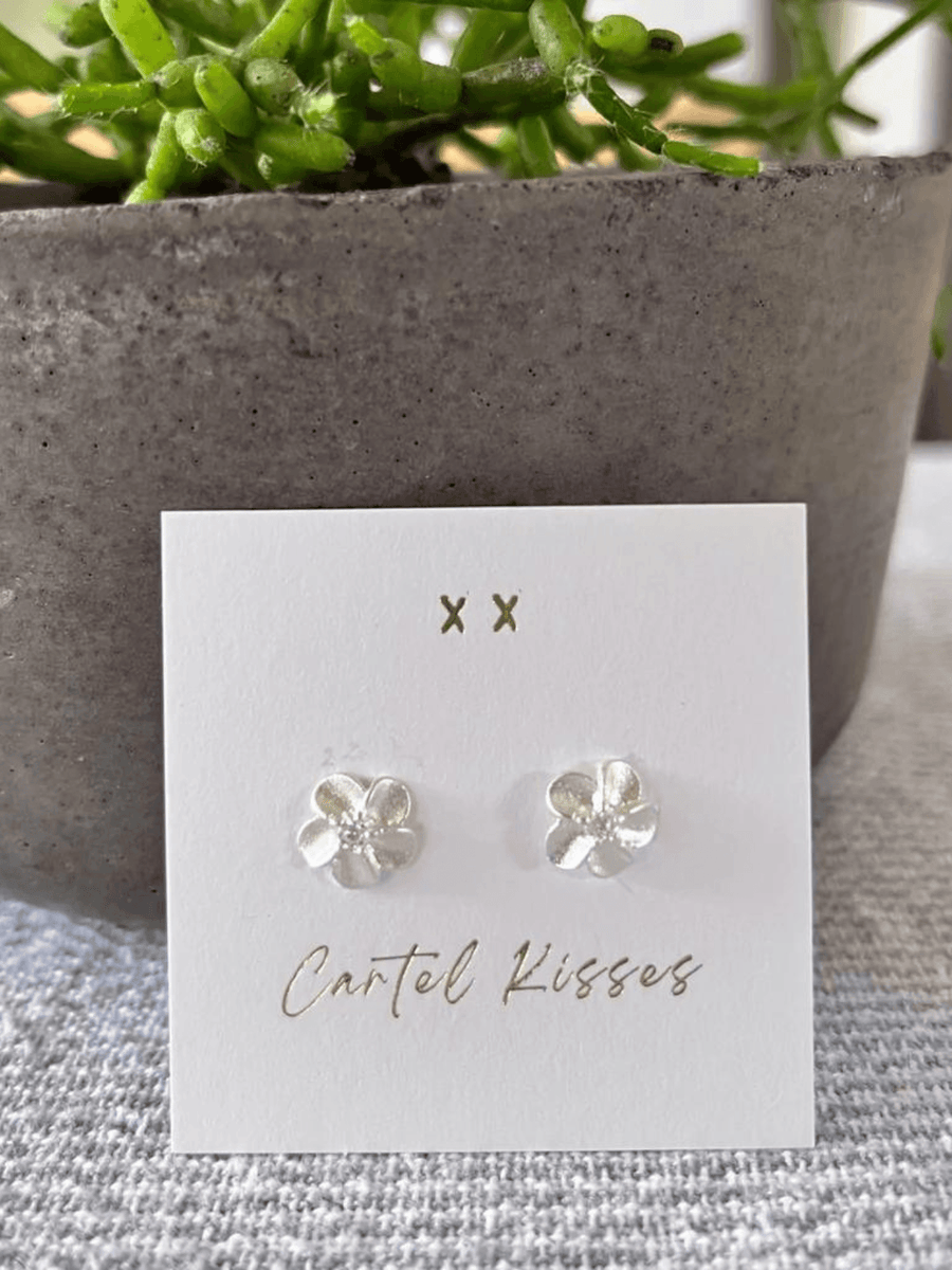 Frangipani Earrings - Saint Harlowe